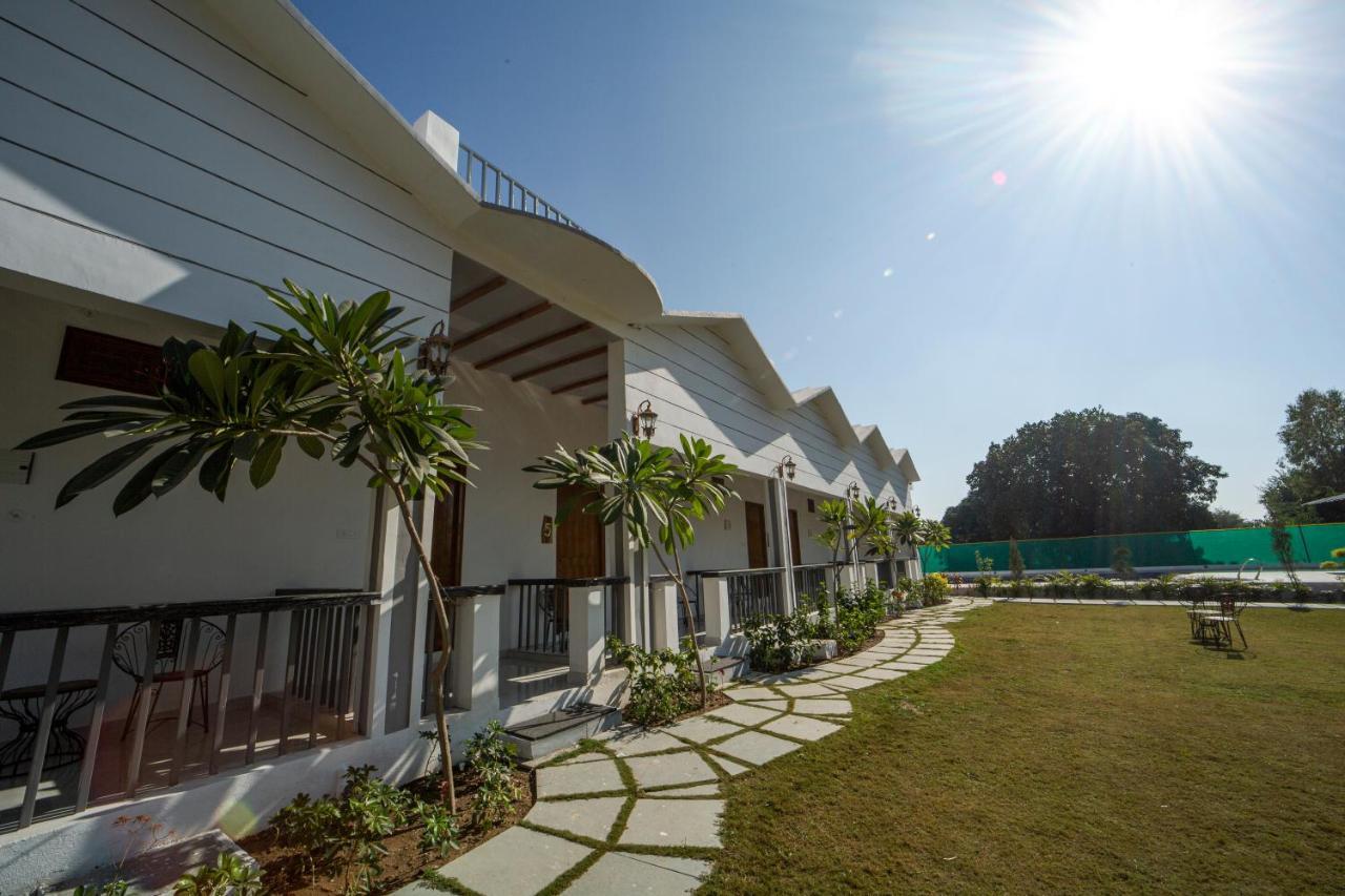 Yellow Tail By Puggles Resorts Rāmnagar Exterior foto