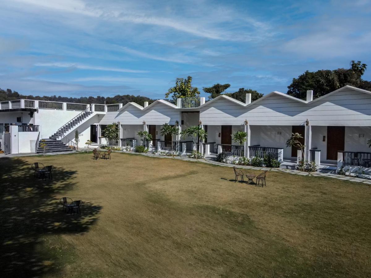 Yellow Tail By Puggles Resorts Rāmnagar Exterior foto